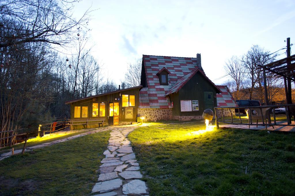 Отель Hindiba Doga Evi Менген Экстерьер фото